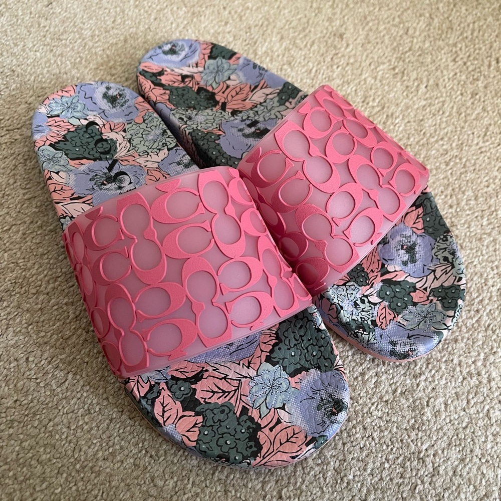 Coach Udele Signature Rubber Slides NWOT